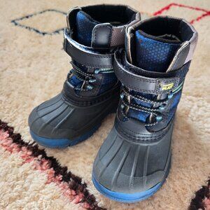 Stride Rite Toddler Boy Made 2 Play Black Star Wars Sneaker Winter Boot Sz 4 NEW